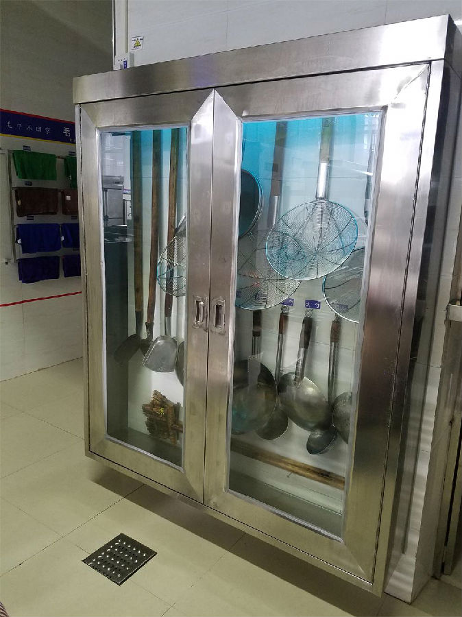 广西商贸高级技工学校厨房设备工程之4D无水厨房10